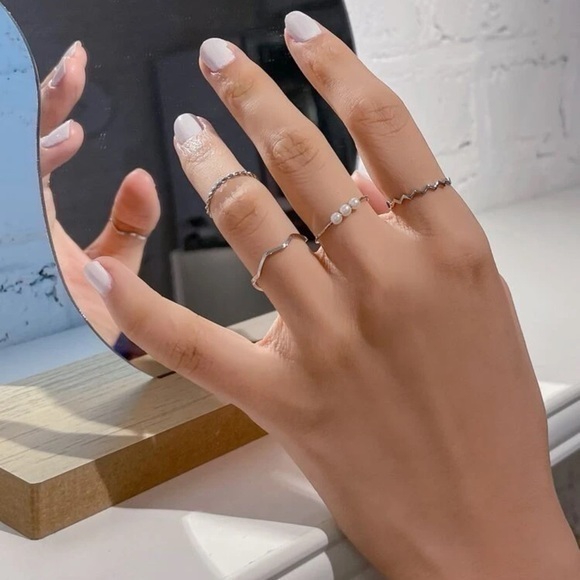 5 pcs Faux Pearl Textured Ring Set Silver Plated - Picture 6 of 13